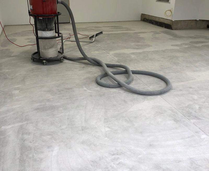 garage-lakeville-stone-schist-before_1